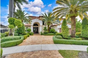 15763 NW 80th Ave, Miami Lakes, FL 33016, Sold 08/07/24