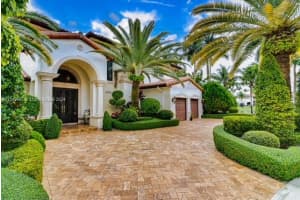 15763 NW 80th Ave, Miami Lakes, FL 33016, Sold 08/07/24