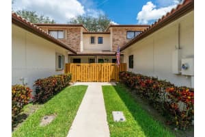 12451 NW 3rd St APT B3, Plantation, FL 33325, Sold 05/01/24