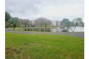 7770 NW 50th St APT 108, Lauderhill, FL 33351, Sold 04/22/24