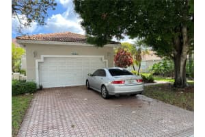 2451 Aragon Blvd #4, Sunrise, FL 33322, Sold 06/14/24