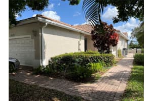 2451 Aragon Blvd #4, Sunrise, FL 33322, Sold 06/14/24