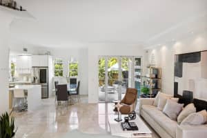 18470 NE 30th Pl, Aventura, FL 33160, Sold 05/10/24