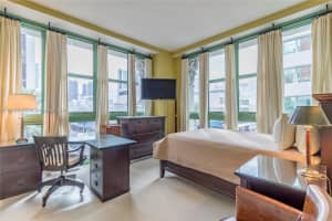 111 E Flagler St Apt 304, Miami, FL 33131, Sold 04/22/24