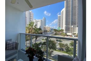 1880 S Ocean Dr APT 404, Hallandale Beach, FL 33009, Sold 11/01/24