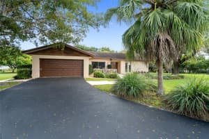 14060 SW 27th Ct, Davie, FL 33330, Sold 05/08/24