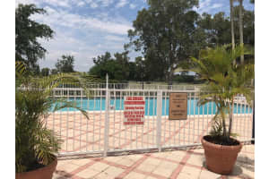 7125 NW 186th St APT B205, Hialeah, FL 33015, Sold 06/17/24