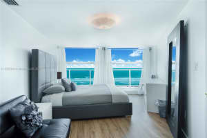 5445 Collins Ave APT M14, Miami Beach, FL 33140, Sold 08/24/24