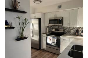 2494 Centergate Dr APT 208, Miramar, FL 33025, Sold 04/04/25