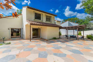 2880 Evergreen Way, Hollywood, FL 33026, Sold 10/21/24