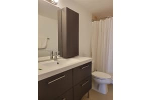 2500 Parkview Dr APT 1011, Hallandale Beach, FL 33009, Sold 05/20/24