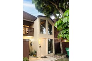 6621 SW 116th Pl F2, Miami, FL 33173, Sold 05/15/24