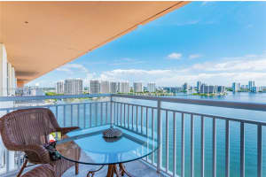 251 174th St APT 2318, Sunny Isles Beach, FL 33160, Sold 06/04/24