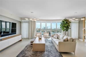 17111 Biscayne Blvd Unit 2111, Aventura, FL 33160, Sold 09/10/24