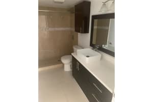 1910 W 56th St APT 3417, Hialeah, FL 33012, Sold 04/26/24
