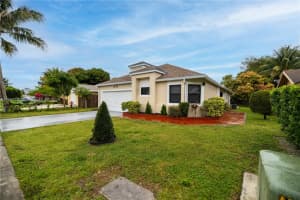 7433 SW 12th Ct, North Lauderdale, FL 33068, Sold 11/13/24
