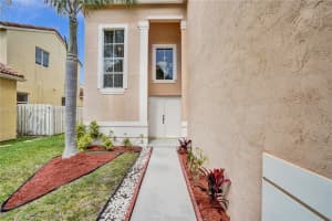 1031 Briar Ridge Rd, Weston, FL 33327, Sold 04/01/25