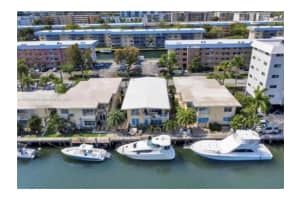 3681 NE 170th St APT 4, North Miami Beach, FL 33160, - MLS#A11550886