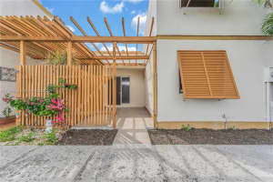 1072 SW 131st Pl Ct, Miami, FL 33184, Sold 05/20/24