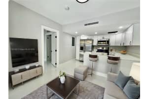 6440 Windmill Gate Rd #6440, Miami Lakes, FL 33014, Sold 04/19/24