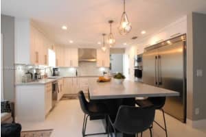 6466 NW 43rd St, Coral Springs, FL 33067, Sold 05/06/24
