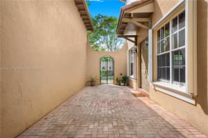 935 SW 147th Ter #935, Pembroke Pines, FL 33027, Sold 06/17/24
