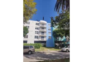 1555 N Treasure Dr APT 510, North Bay Village, FL 33141, Sold 05/30/24