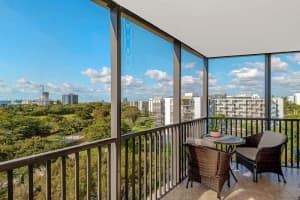 3101 N Country Club Dr APT 802, Aventura, FL 33180, Sold 12/17/24