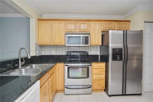 6617 Winfield Blvd Apt 4-1, Margate, FL 33063, Sold 04/18/24