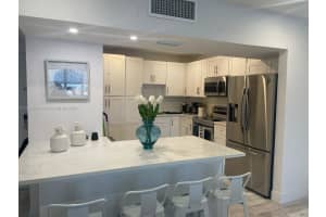 3725 S Ocean Dr APT 924, Hollywood, FL 33019, Sold 01/06/25