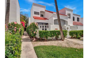 20941 Bay Ct Apt 121-2, Aventura, FL 33180, Sold 09/24/24