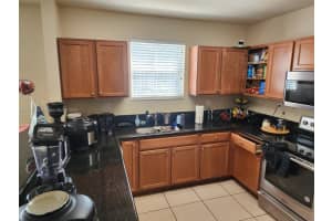 11601 NW 89th St APT 206, Doral, FL 33178, Sold 07/16/24