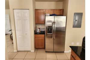 11601 NW 89th St APT 206, Doral, FL 33178, Sold 07/16/24