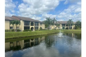 336 Pine Ridge Cir Apt C-1, Greenacres, FL 33463, Sold 04/26/24