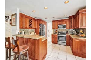 19824 NW 86th Ct, Hialeah, FL 33015, Sold 05/23/24