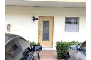5111 W Oakland Park Blvd 104, Lauderdale Lakes