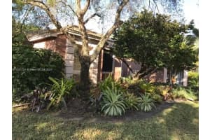 12727 NW 18th Ct, Pembroke Pines, FL 33028, Sold 05/17/24