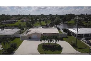 667 SE Calmoso Dr, Port St. Lucie, FL 34983, Sold 11/26/24