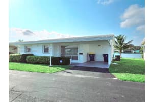 2434 Carlyle Ln, Hollywood, FL 33021, Sold 08/13/24