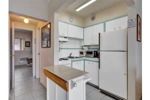 3177 S Ocean Dr APT 124, Hallandale Beach, FL 33009, Sold 04/25/24