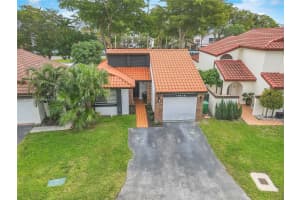 17839 NW 63rd Ct, Hialeah, FL 33015, Sold 06/12/24