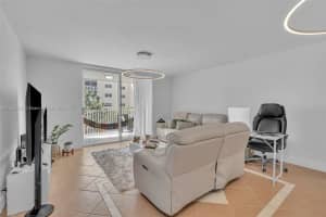 619 NE 14th Ave APT 401, Hallandale Beach, FL 33009, Sold 08/21/24