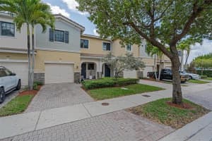 306 NE 194th Ln #306, Miami, FL 33179, Sold 08/05/24
