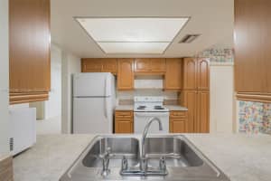 4509 Mainland Dr, Tamarac, FL 33319, Sold 08/14/24