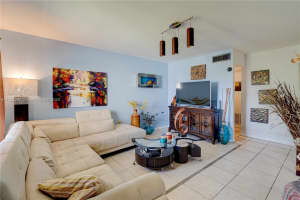 10370 SW 220th St APT 219, Cutler Bay, FL 33190, Sold 07/12/24