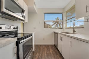 960 N Franklin Ave #960i, Homestead, FL 33034, Sold 05/15/24