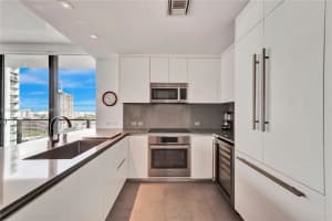88 SW 7th St Apt 1512, Miami, FL 33130, Sold 06/24/24