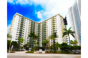 3001 S Ocean Dr APT 1041, Hollywood, FL 33019, Sold 05/01/24