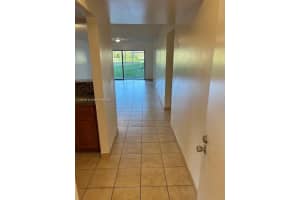 8881 Fontainebleau Blvd #104a, Miami, FL 33172, Sold 05/30/24