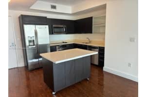 90 SW 3rd St APT 1702, Miami, FL 33130, Sold 03/17/25